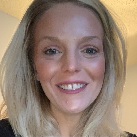 Meet your Posher, Amanda - Picture 5 of 8